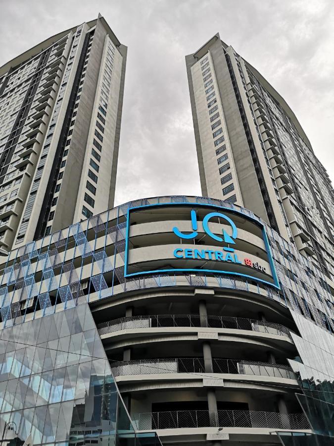 Jesselton Quay With City View Near Suria Sabah Mall & Jesselton Point Kota Kinabalu Bagian luar foto
