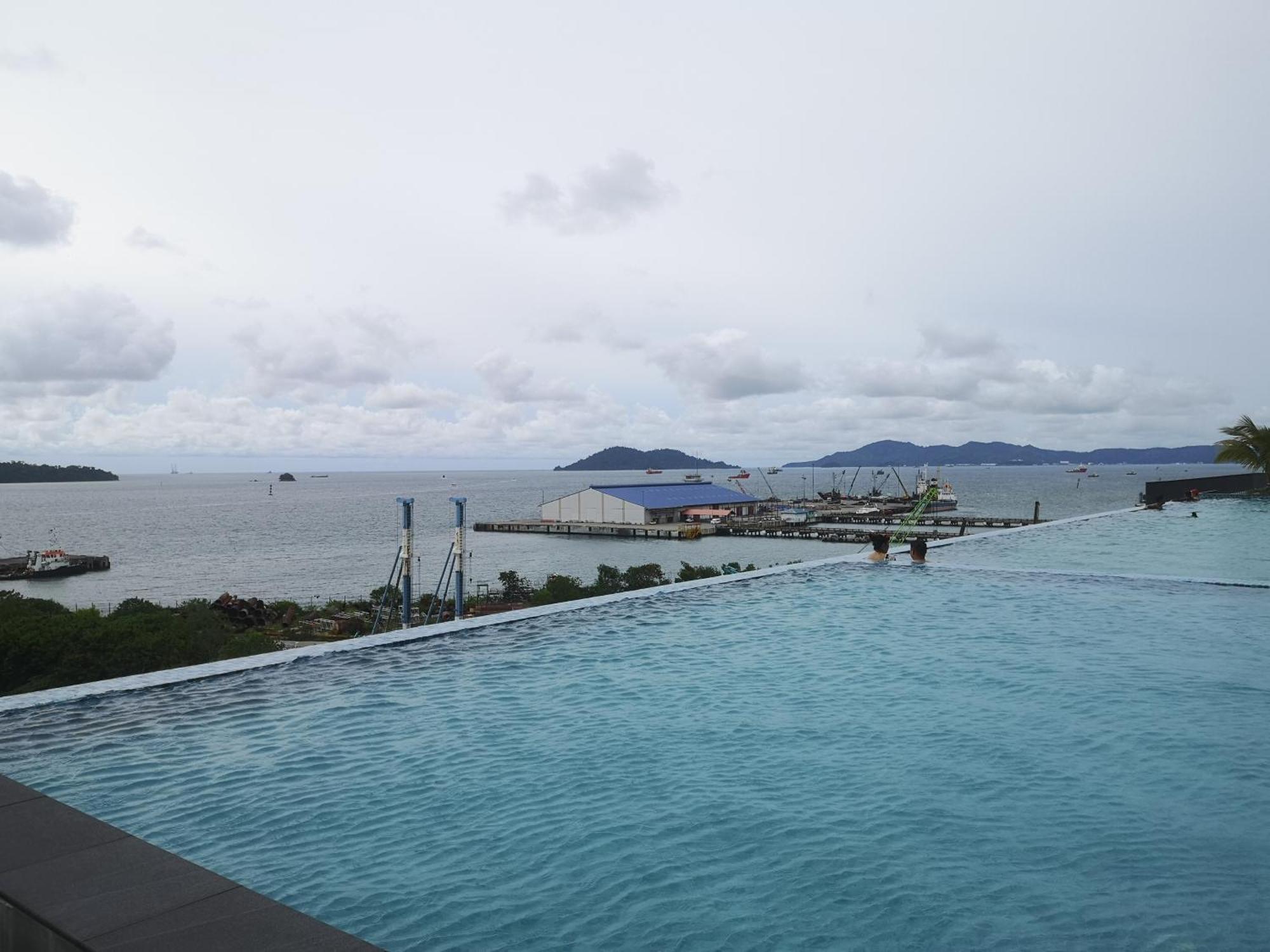 Jesselton Quay With City View Near Suria Sabah Mall & Jesselton Point Kota Kinabalu Bagian luar foto